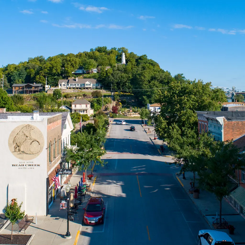 downtown Hannibal